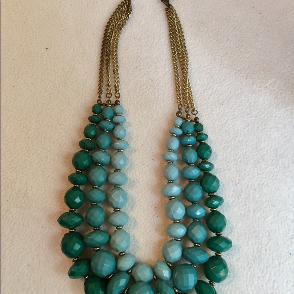 Vintage Multi-strand Necklace & Earring Set. - Picture 6 of 7